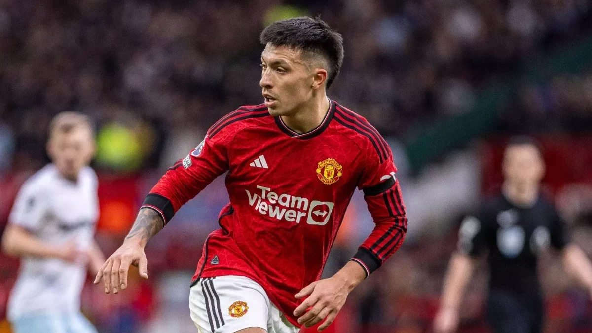 File photo: Man Utd bolstered by Lisandro Martinez return ahead of Newcastle clash ...