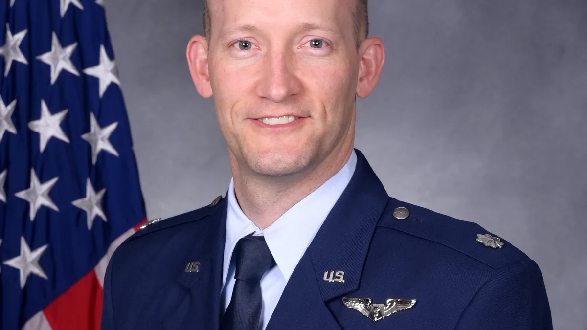 File photo: Lt Col Mark Cheney, MD | Global Center for Health Security ...